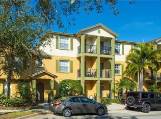 1948 SE High Springs Dr, Port Saint Lucie, FL 34952