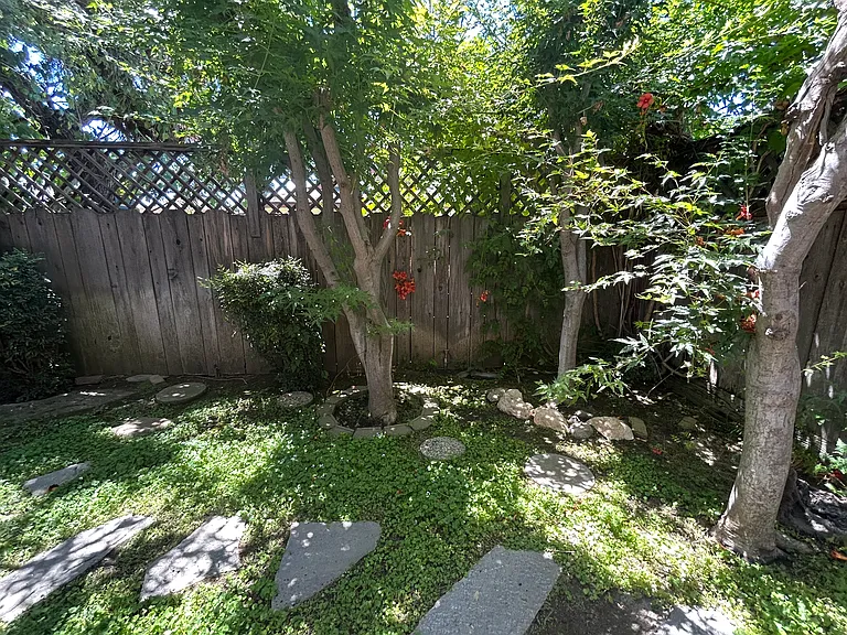 357 Birchwood Ct — Photo 63