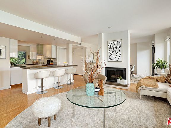 2nd image of 909 N Sierra Bonita Ave #206