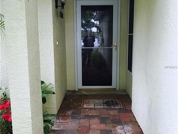 3rd image of 1175 Crispwood Ct
