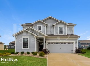 15445 Eastpark Cir W, Fishers, IN 46037