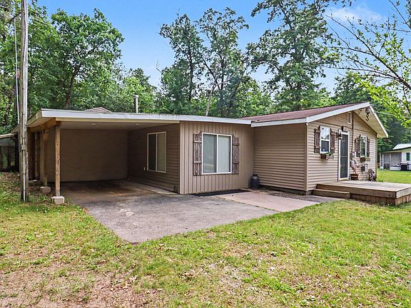 3rd image of 8188 E Woodruff Dr