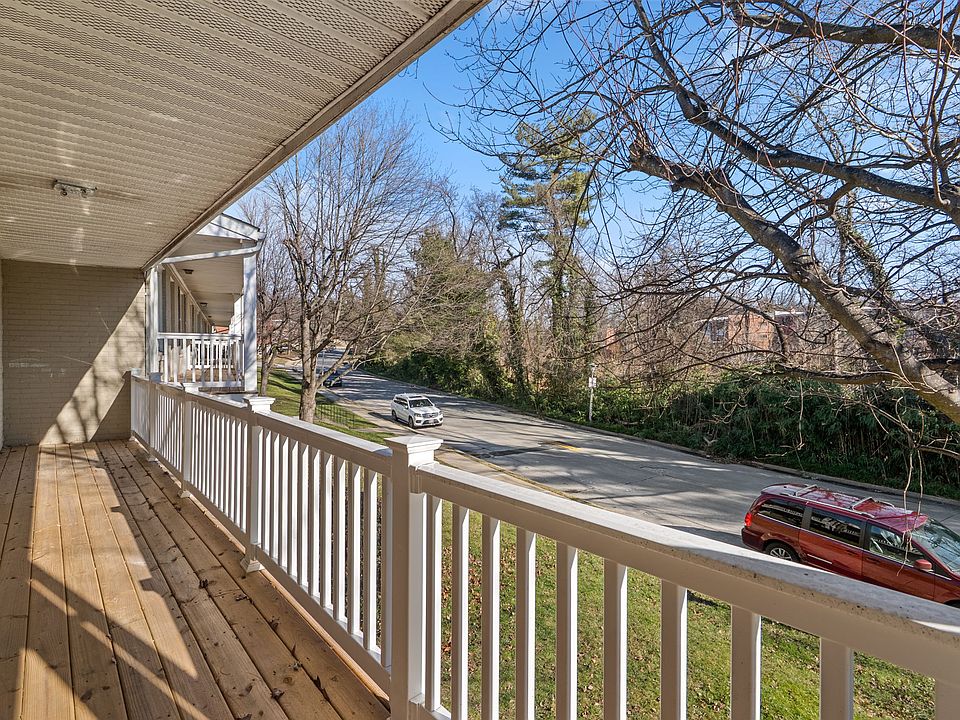 1st image of 6124 Northwood Dr APT B