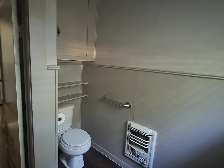 1009 N Preston St — Photo 18