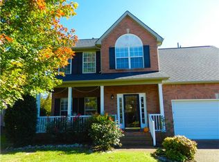 119 Grove Ln S, Hendersonville, TN 37075