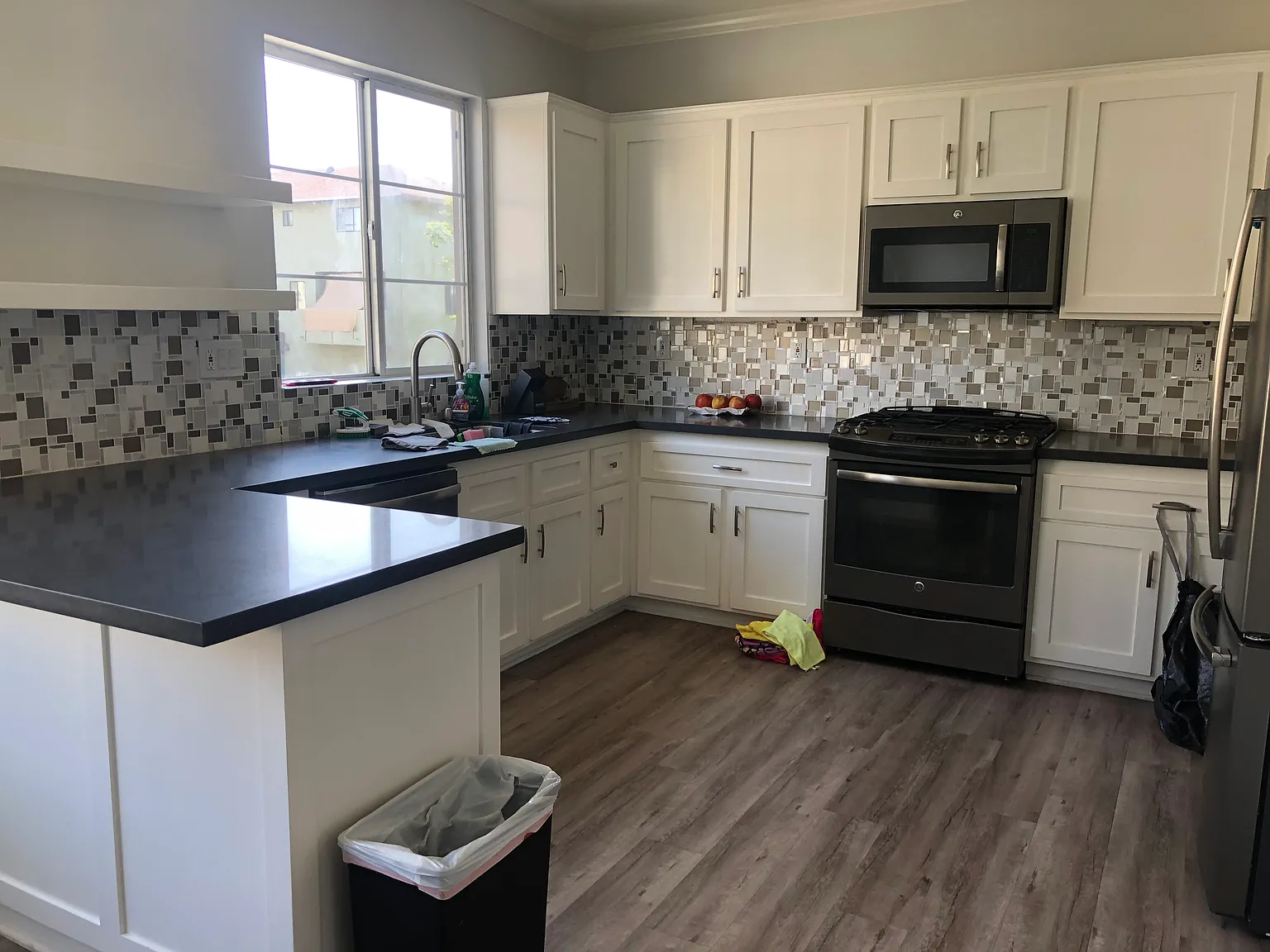 4 bed, 1650 sqft, $4,000 — Photo 1