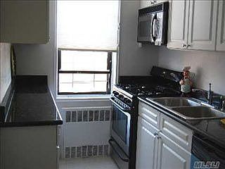 1st image of 15030 71st Ave APT 6C