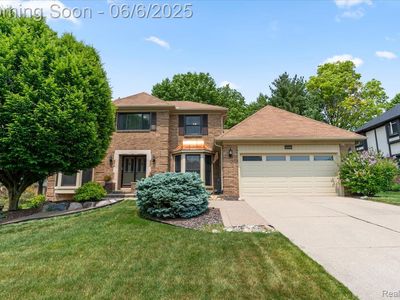 42266 Waterfall Rd, Northville, MI, 48168