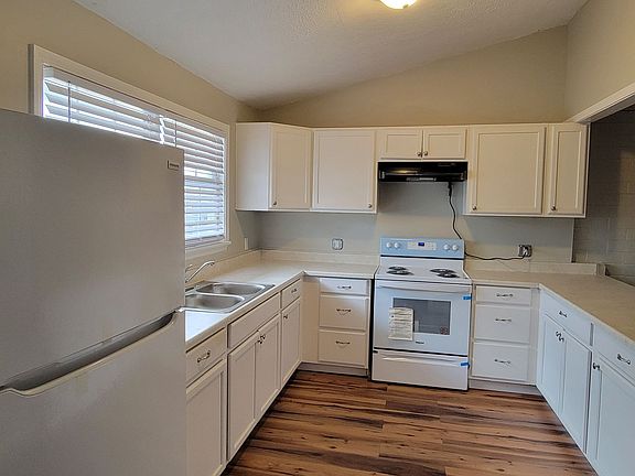 2nd image of 867 Von Blond Dr #A