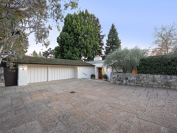 3rd image of 2069 China Flat Rd