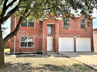 1001 Windsor Ln, Forney, TX 75126