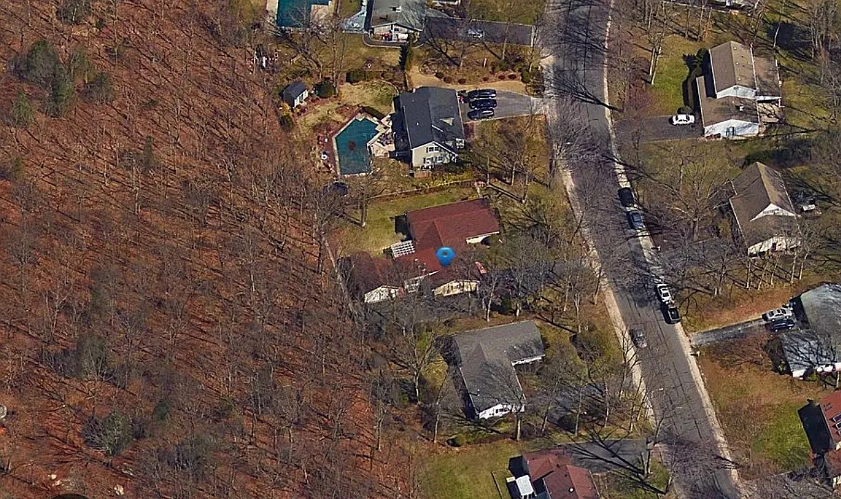 Sycamore Cir, Stony Brook — Photo 2