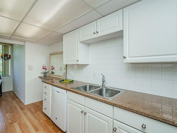5th image of 4705 1st St NE APT 228
