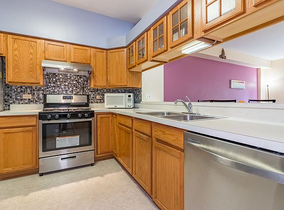 3rd image of 2566 Arcadia Cir #124