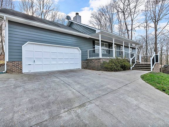 2nd image of 152 White Loop Rd