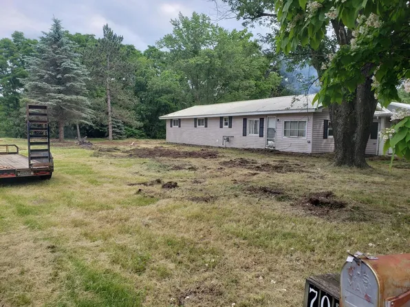 705 South State Highway 130, Lone Rock, WI 53556