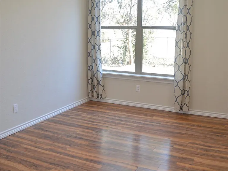 4565 County Road 446 — Photo 10