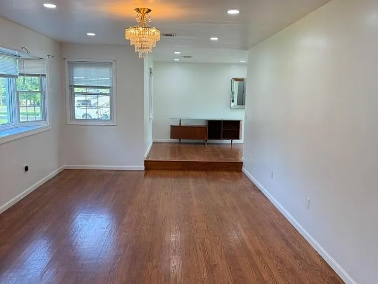 68 Ellison Rd — Photo 2