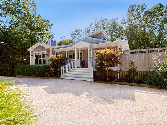 2nd image of 30 Chapel Ln