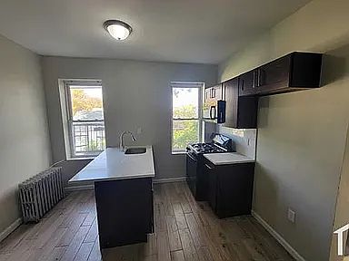 1st image of 272 Goldsmith Ave #38