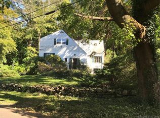 69 Rogers Rd, Hamden, CT 06517