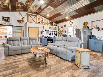 125 Valencia, Kerrville, TX, 78028