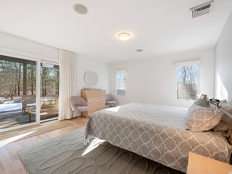 31 Diane Dr — Photo 11