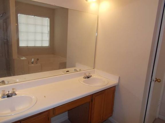 5th image of 3598 Portsmouth Cir