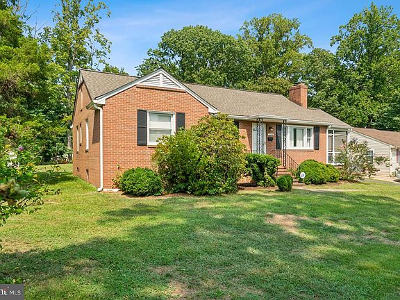 4th image of 1514 Woodside Dr