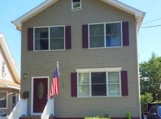 242 Washington Ave, Rutherford, NJ 07070