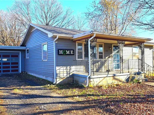 729 S Clark St, Fort Scott, KS 66701