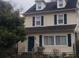 110 Elmwood Ave, Narberth, PA 19072