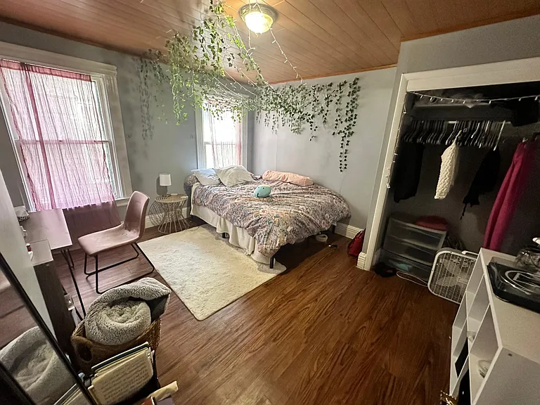 401 Meigs St #B — Photo 7