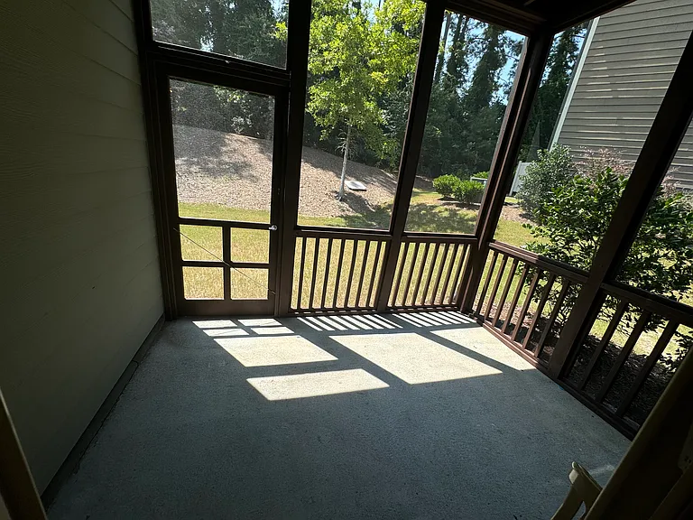 413 Daylin Dr — Photo 9