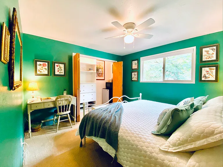 2135 Knowles Rd — Photo 19