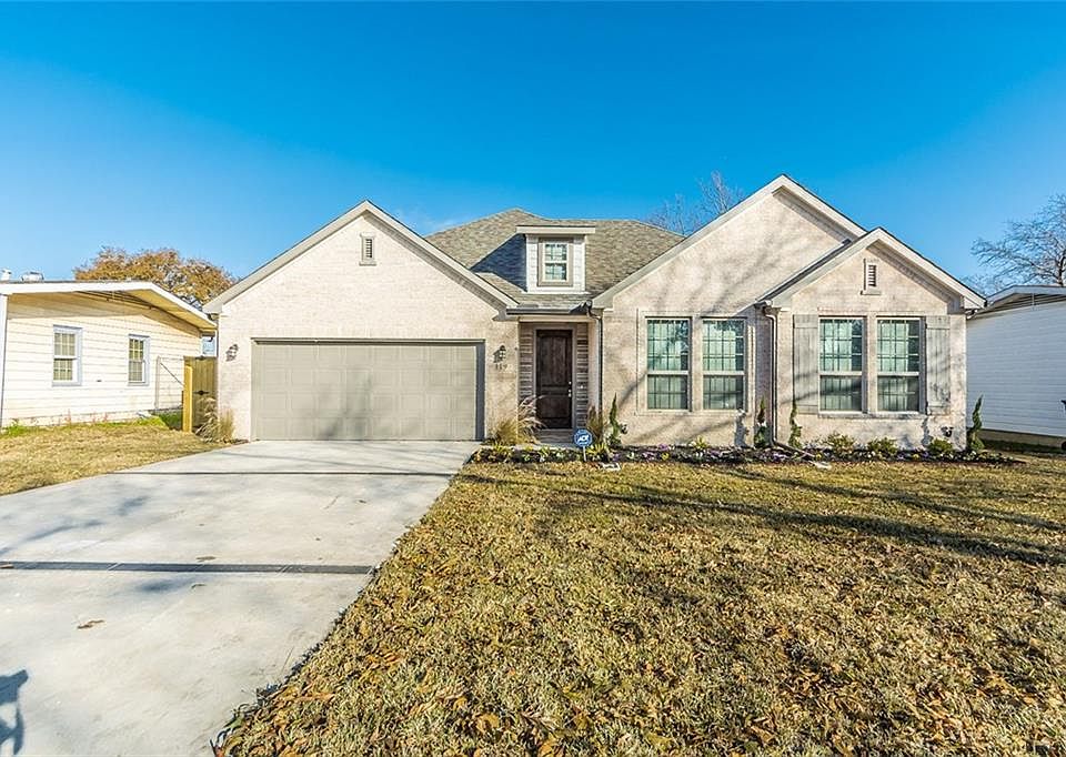 1st image of 119 Lake Dr