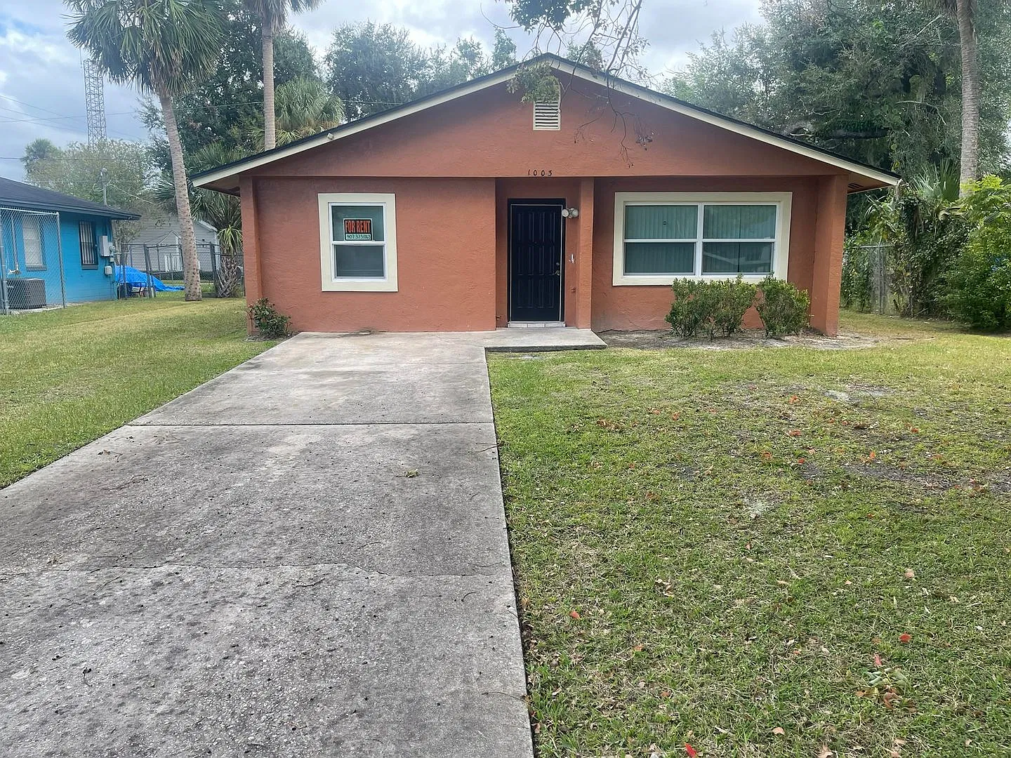 Move-In Ready 4 Bed / 1.5 Bath w/ Large Living Room & Fenced Backyard — Photo 1