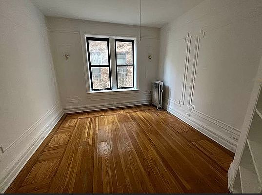 1st image of 41 Park Ter W APT B2