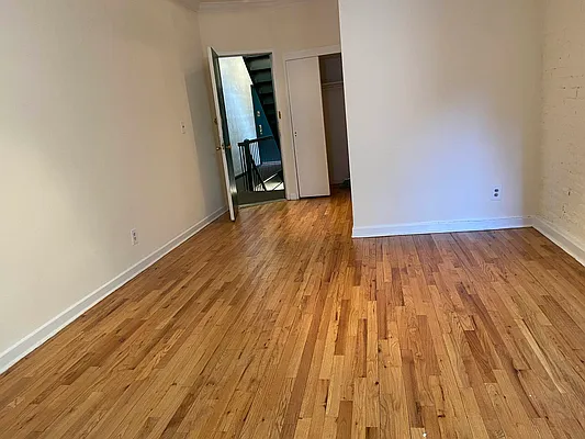 Rented by Jeffrey Mosczyc, LREB | media 8