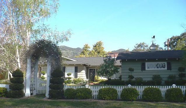 1st image of 831 E Northridge Ave