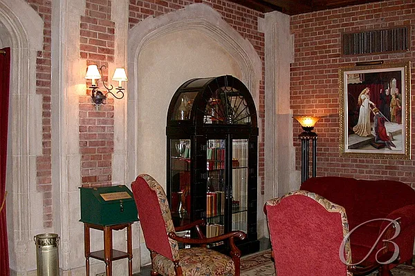 Sold by Bellmarc Realty | media 10