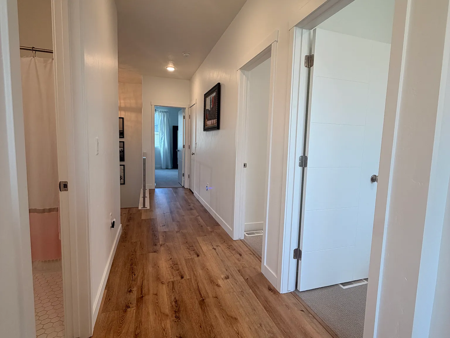 3 bed, 2.5 bath, 1932 sqft, $3,800 — Photo 4