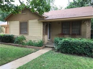 128 Smith St, Columbus, TX 78934