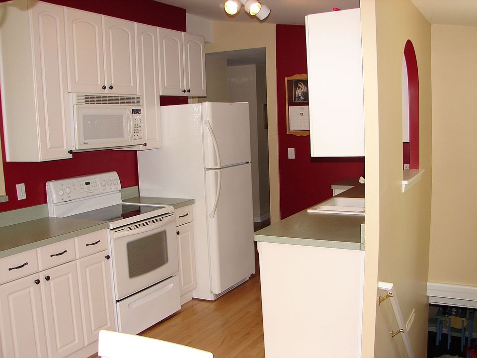 2nd image of 43714 Dorisa Ct