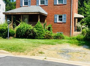 4816 Fox St, College Park, MD 20740