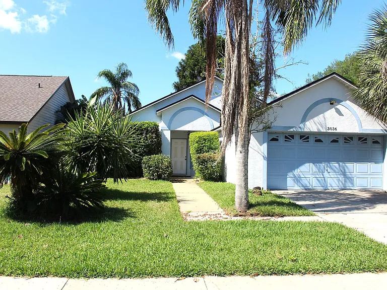 3036 Dellcrest Pl — Photo 2