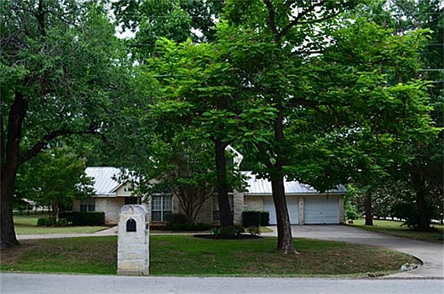 1st image of 5301 Montclair Dr