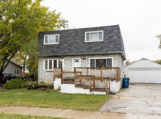 10620 Montana St, Melrose Park, IL 60164