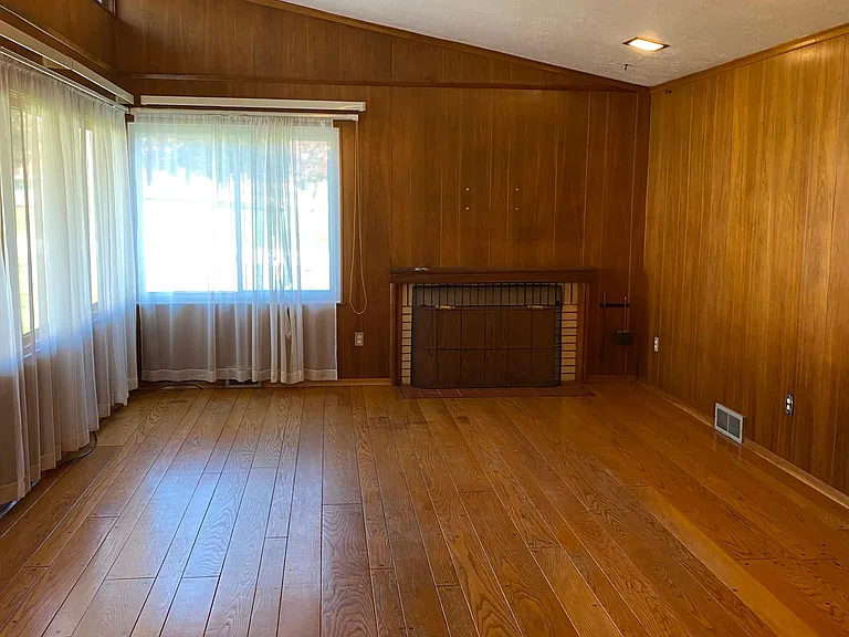 1210 Morris St — Photo 7