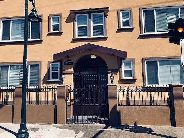 2300 Fruitvale Ave #A — Photo 11